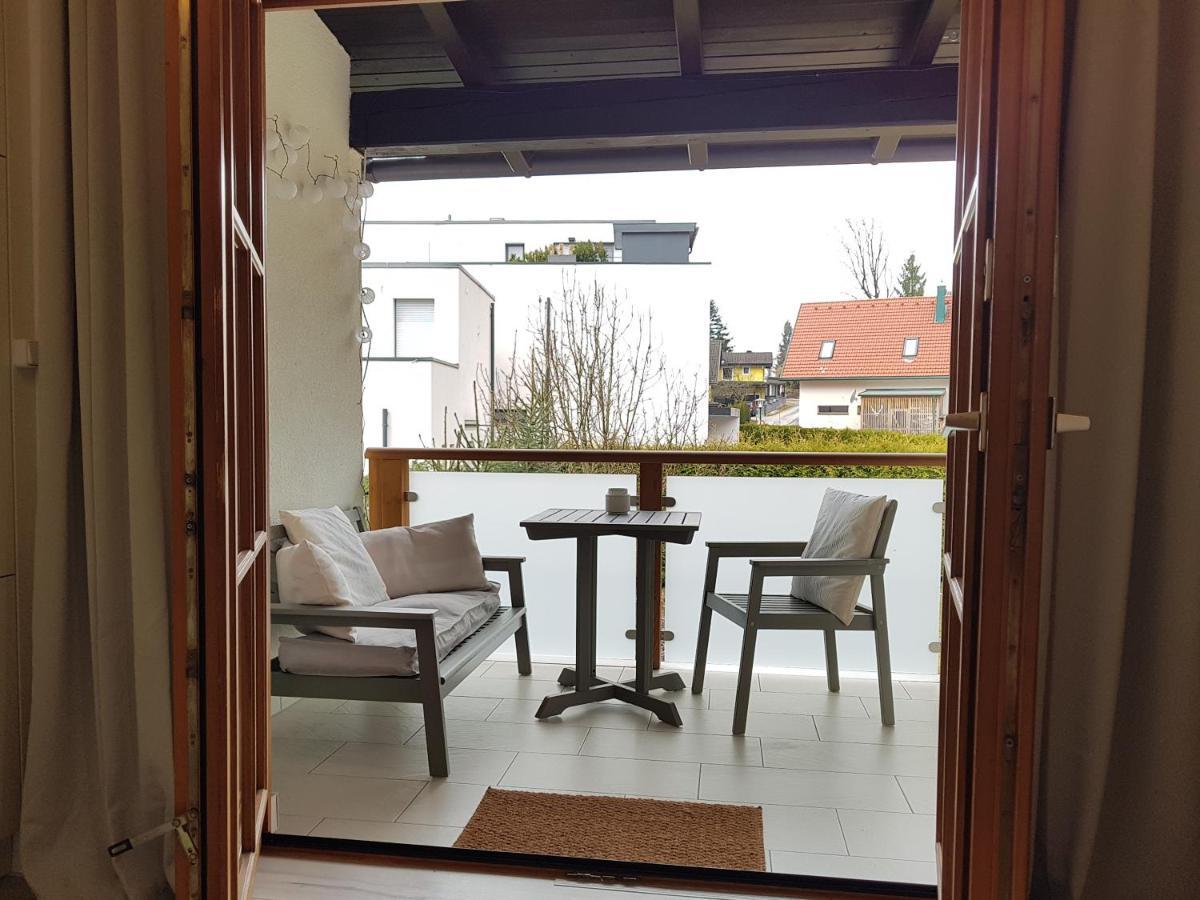 Wohnung Mit Balkon In Velden - Appartment Berge Bytilly Velden am Woerthersee Exterior photo